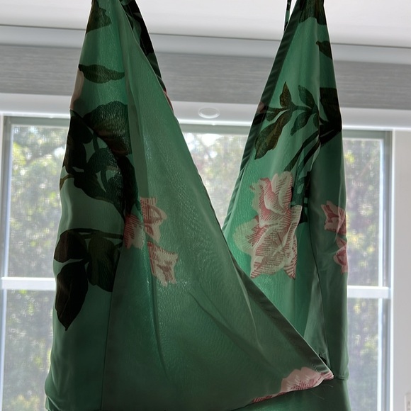 ASOS design cami wrap midi dress with lace up back in sage floral - Picture 7 of 12